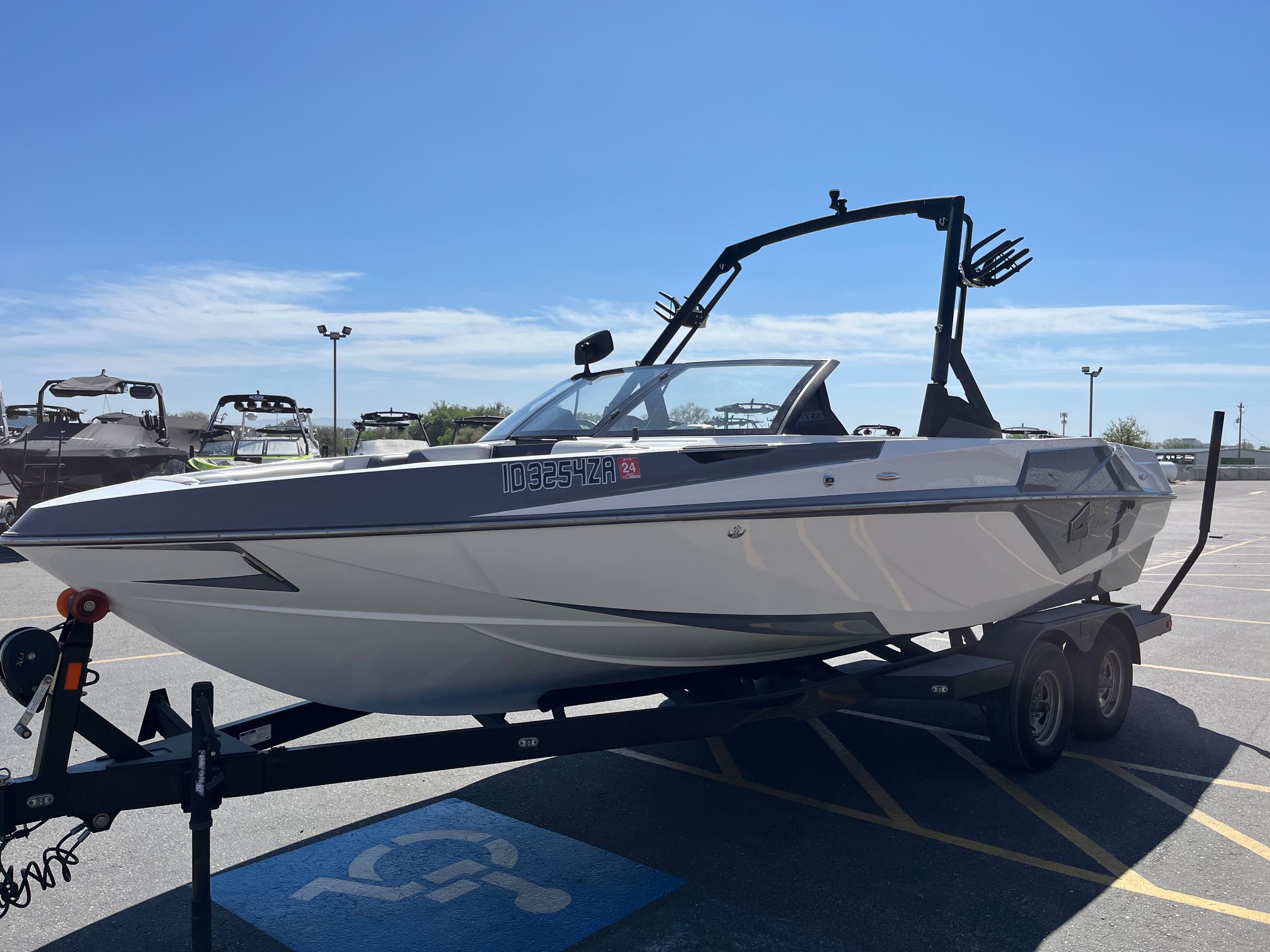 2021 Axis T22