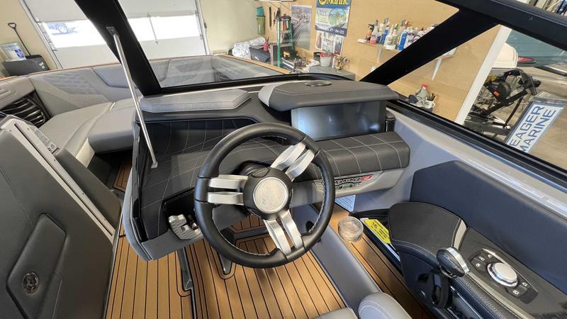 2023 Nautique G23