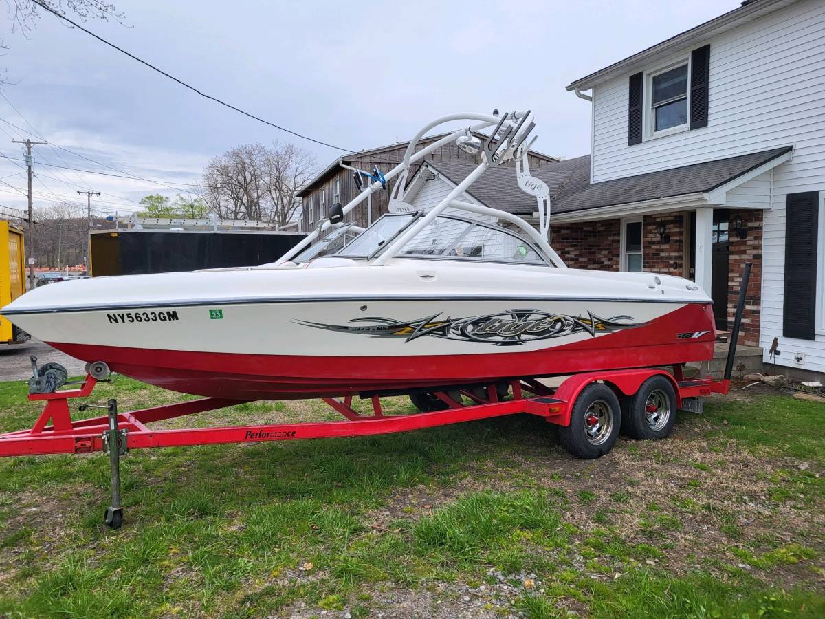 2005 Tige 22V