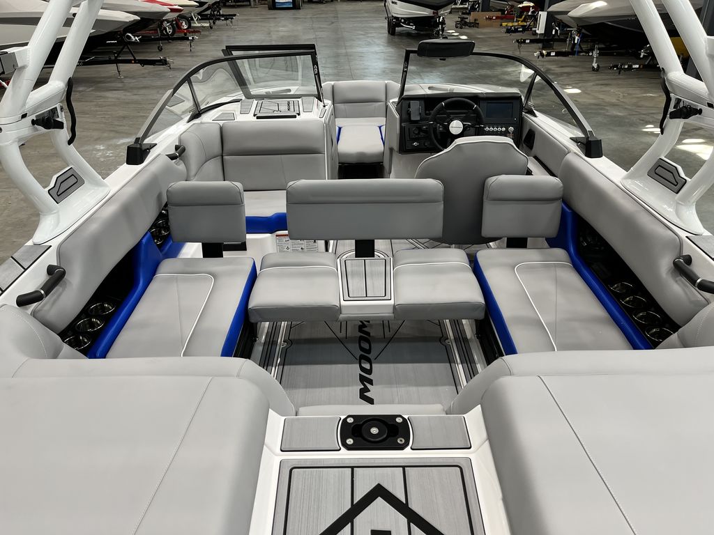 2023 MOOMBA Craz