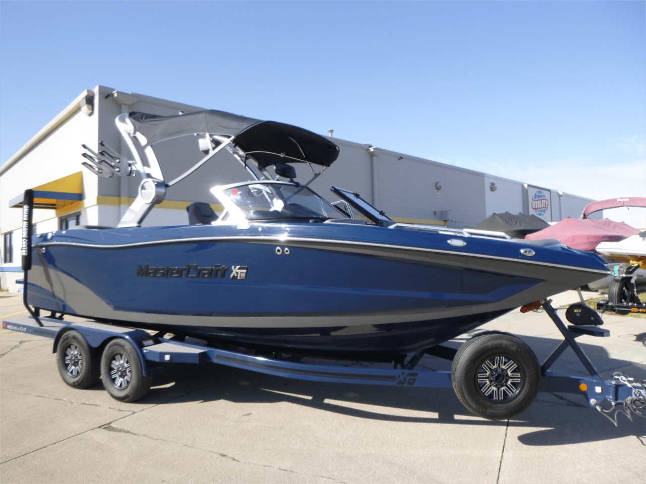 2019 MasterCraft XT22 Icon