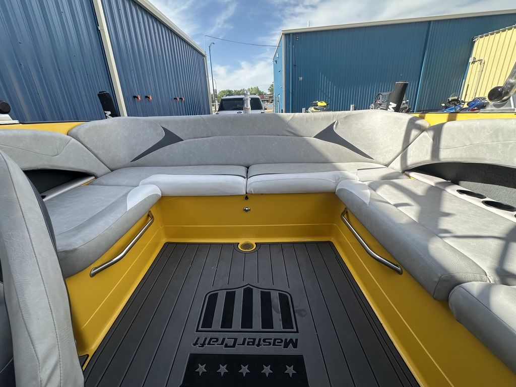 2006 MasterCraft X2