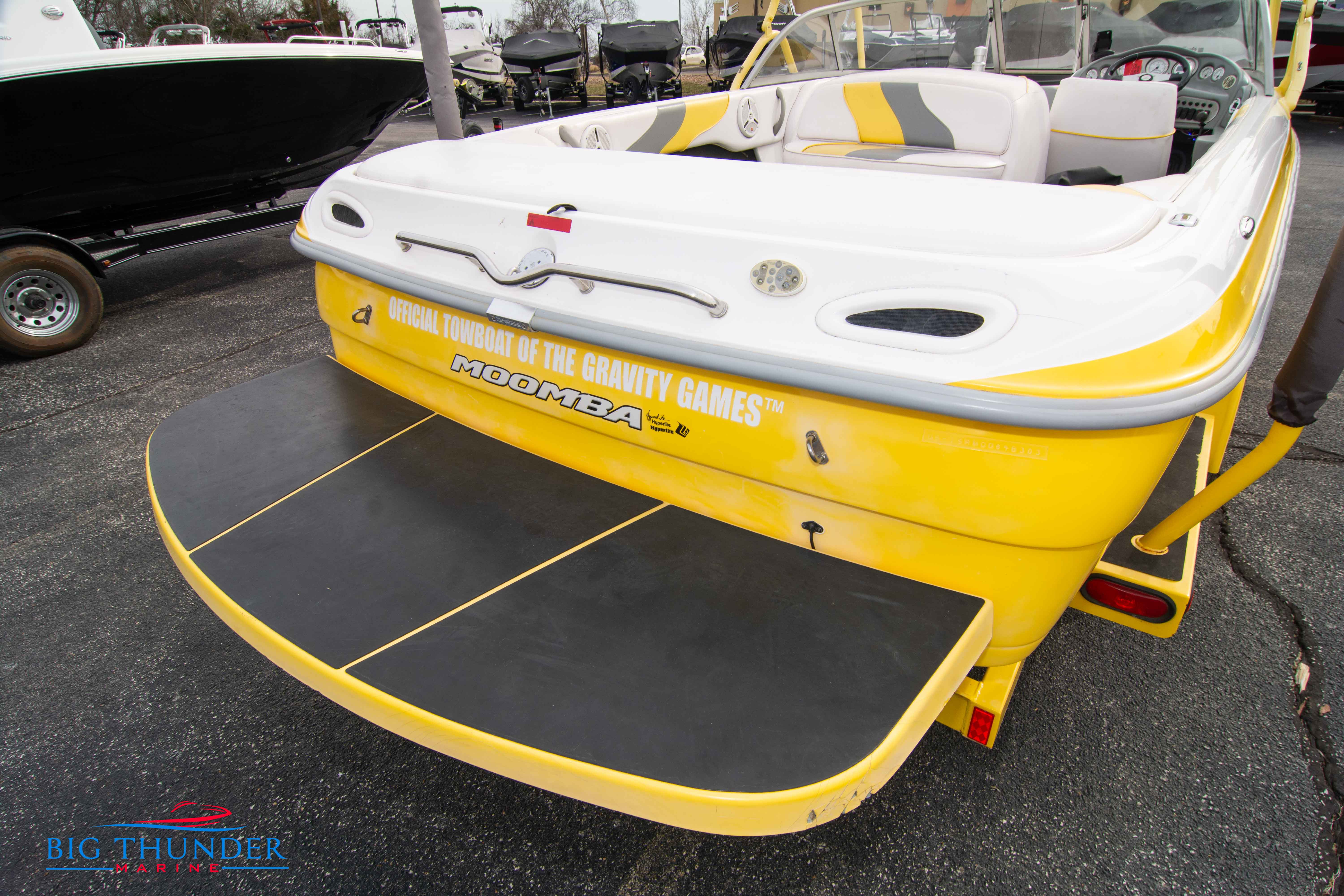 2003 Moomba Mobius