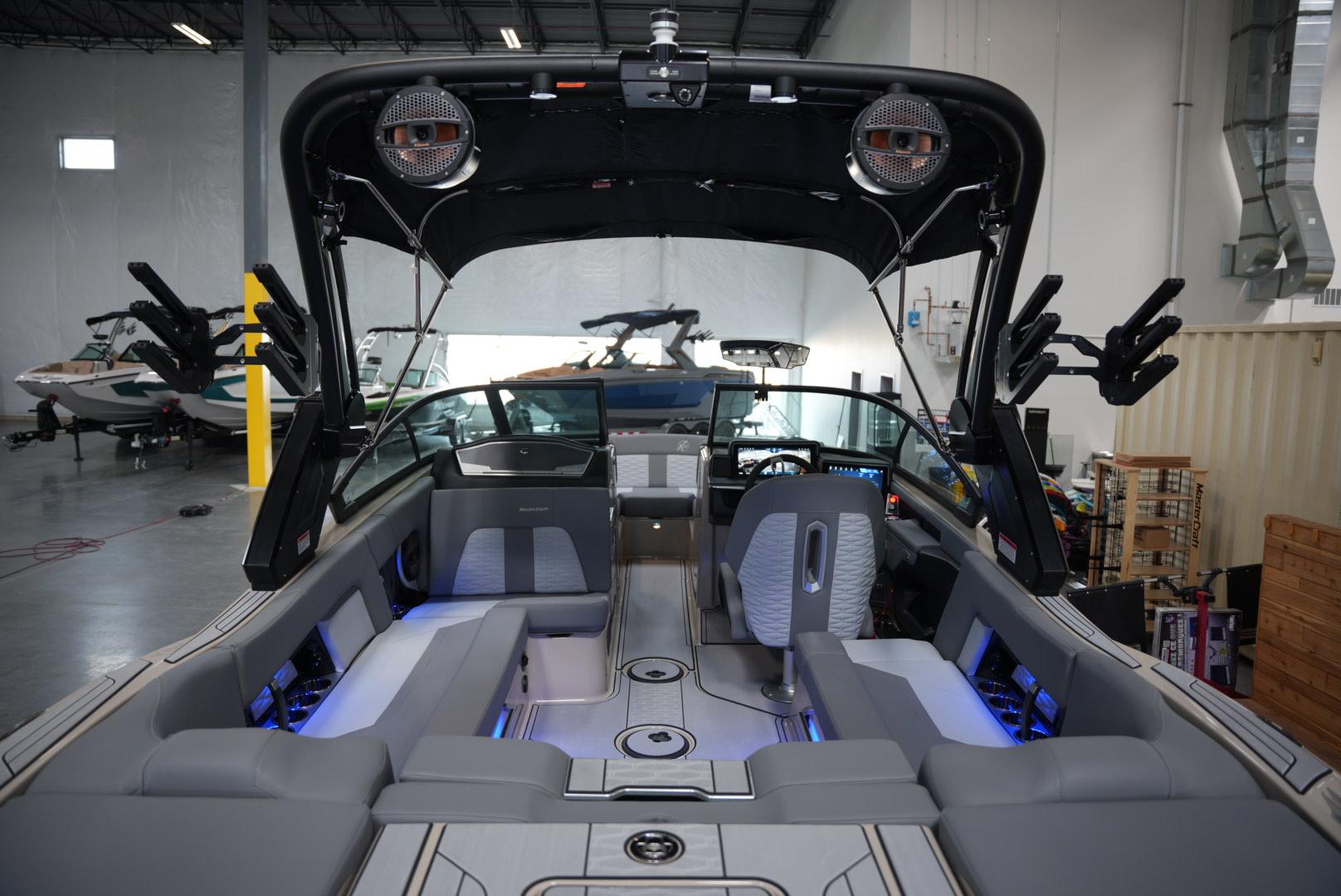 2025 MasterCraft X22 - NEW ARRIVAL &#8211; BRAND NEW COLOR! Icon