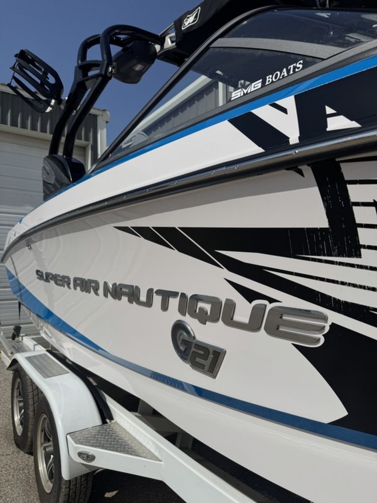 2015 Nautique G21