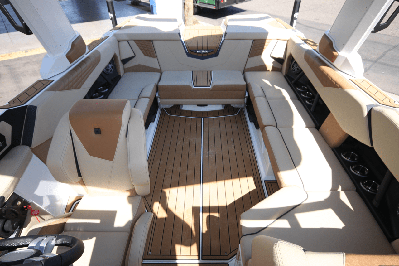 2025 Super Air Nautique S23 &#8220;Centennial Edition&#8221;