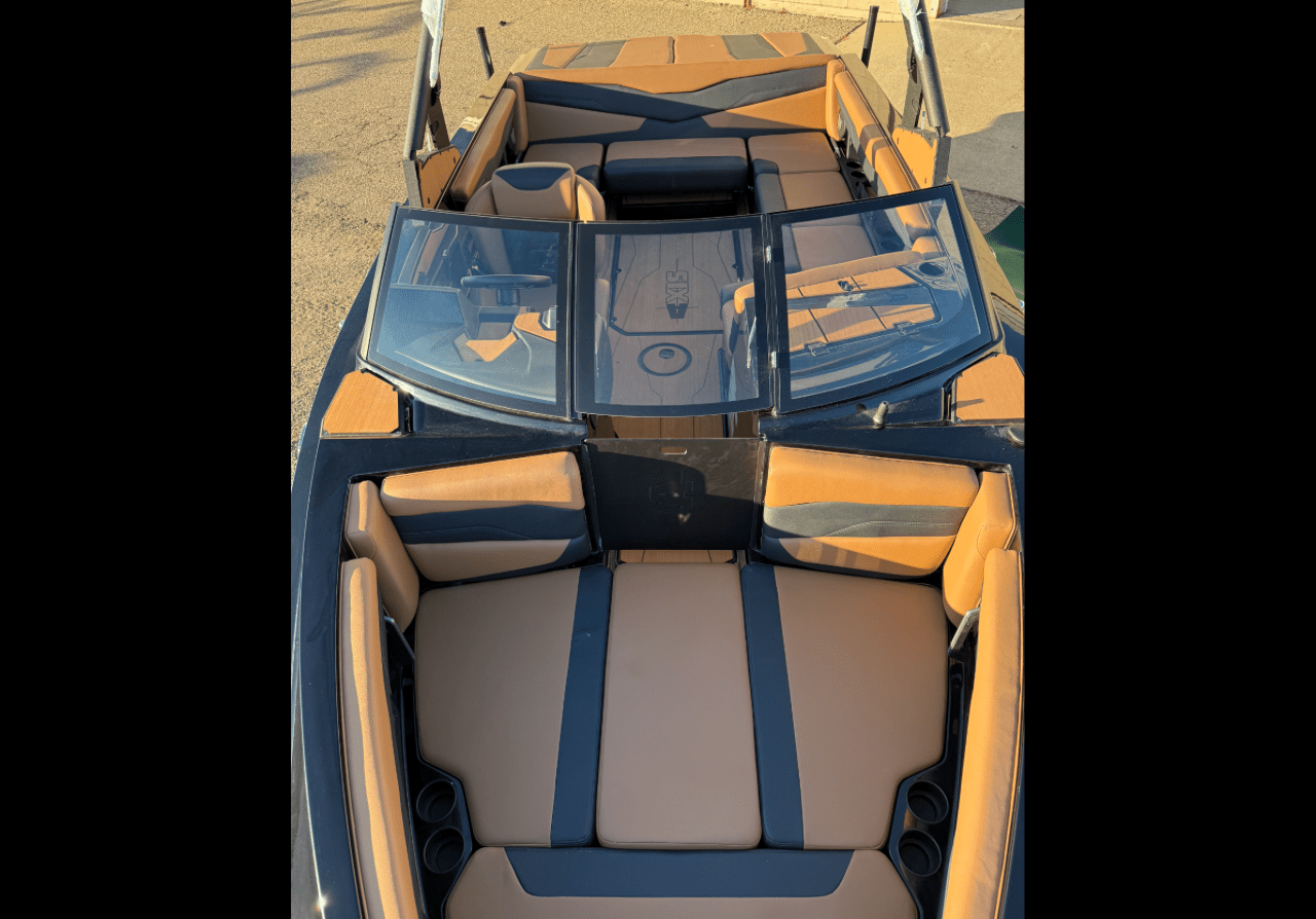 New 2025 AXIS T220 Wake Boat w/ Trailer