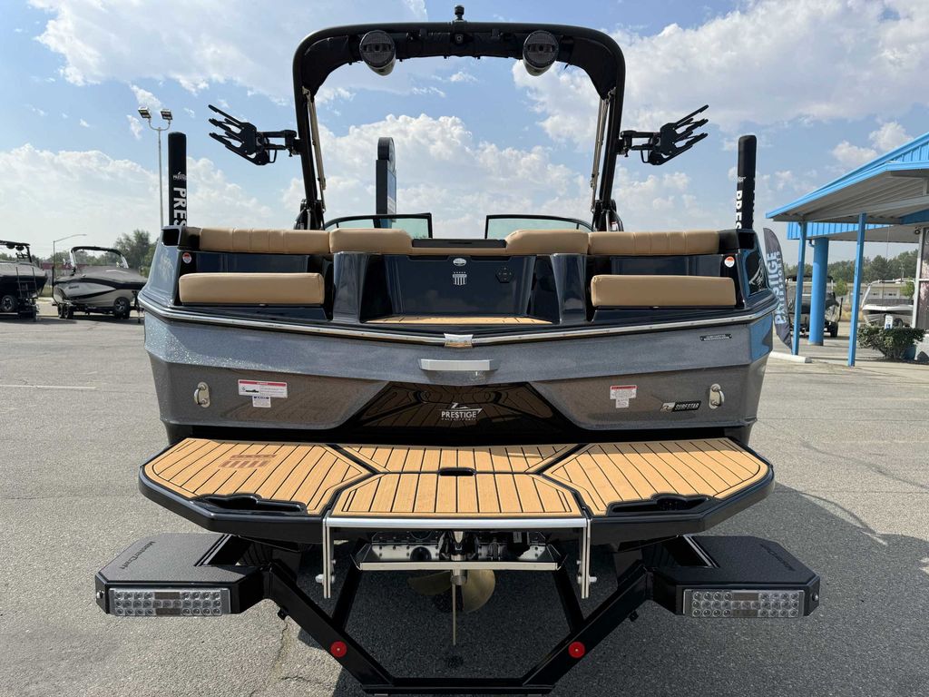 2025 MasterCraft XT23