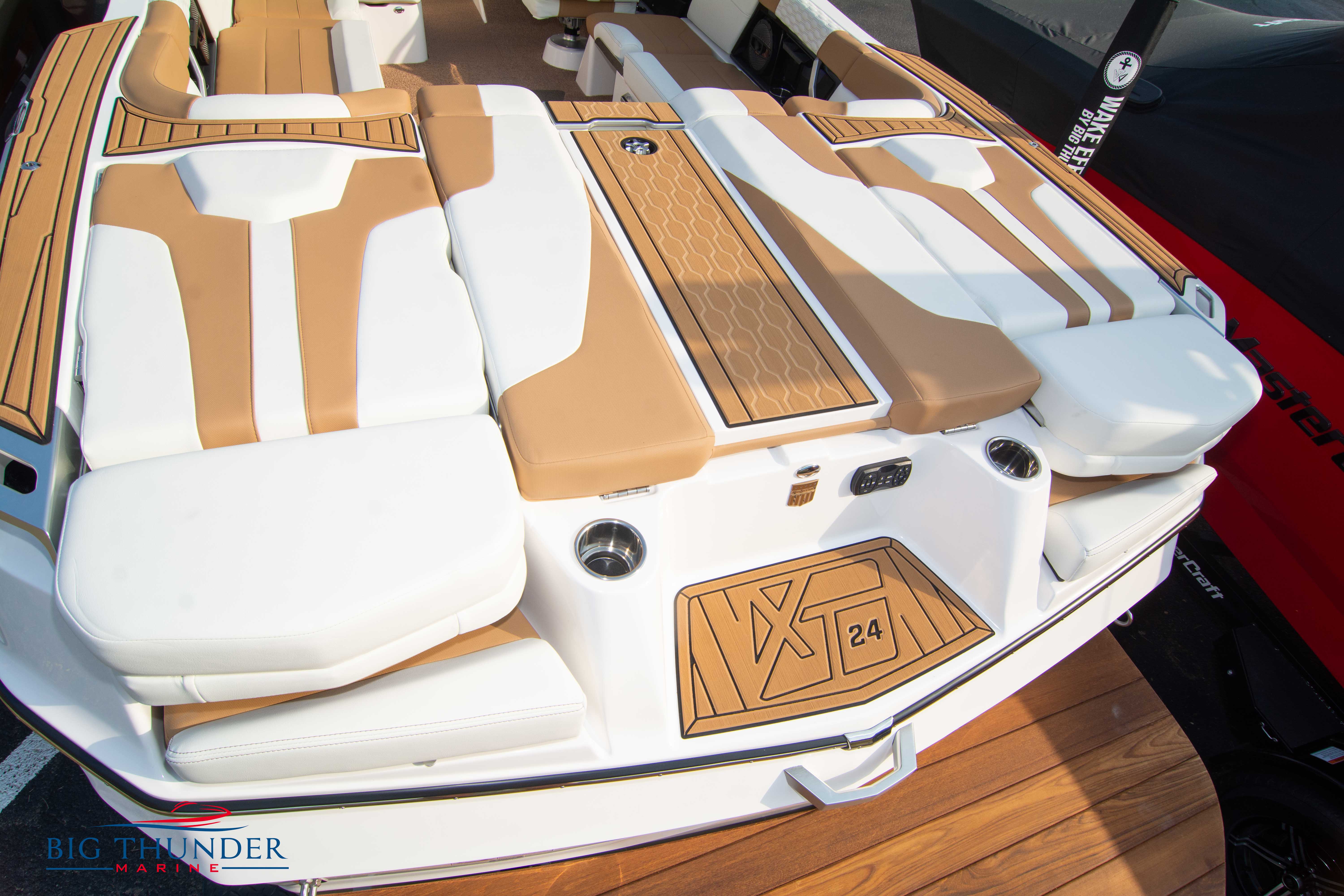 2023 Mastercraft XT24
