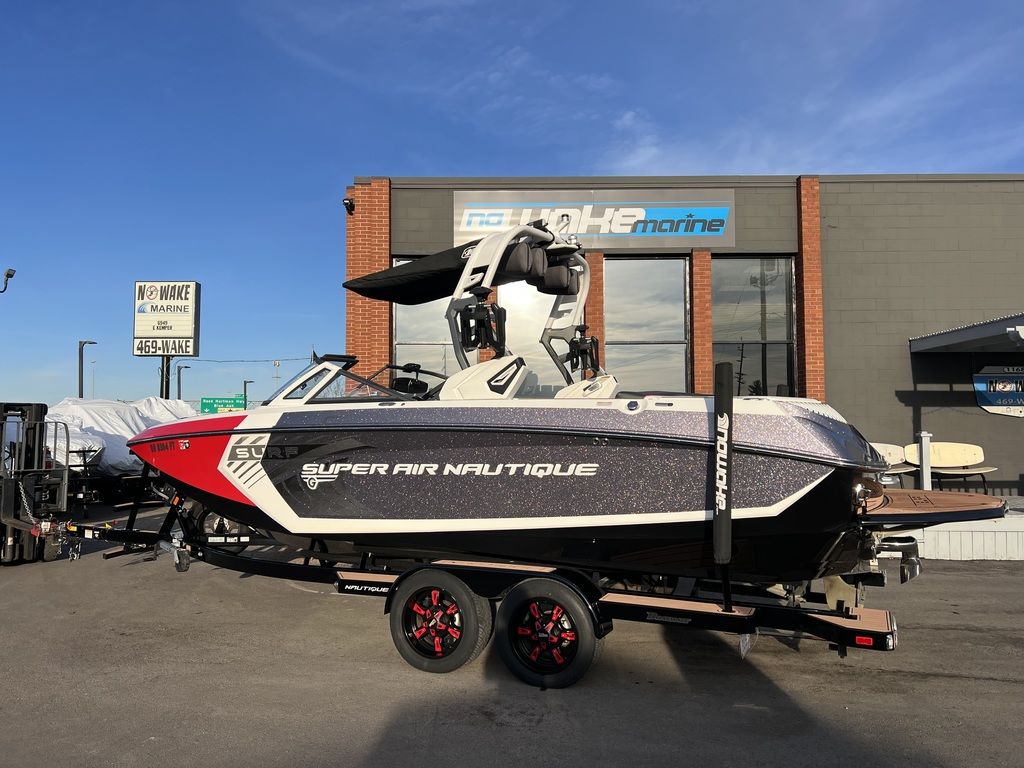 boat.Title