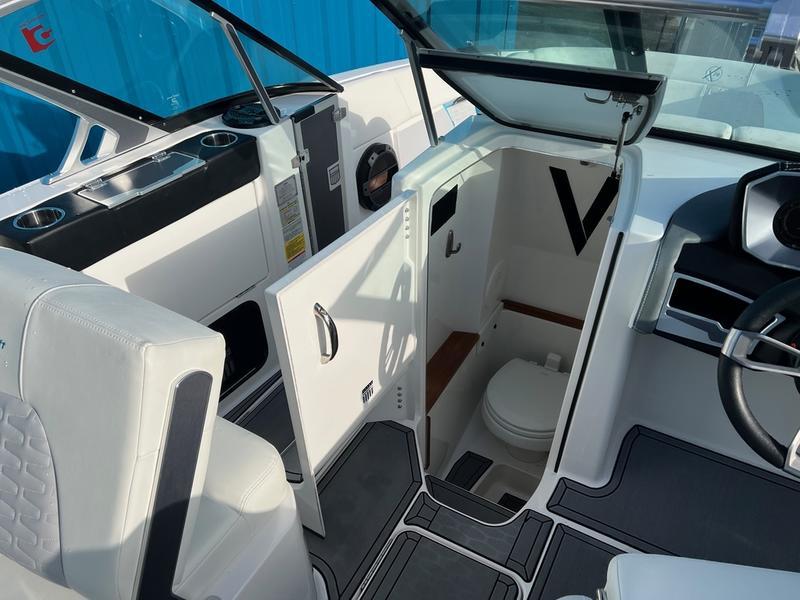 2021 MasterCraft X26