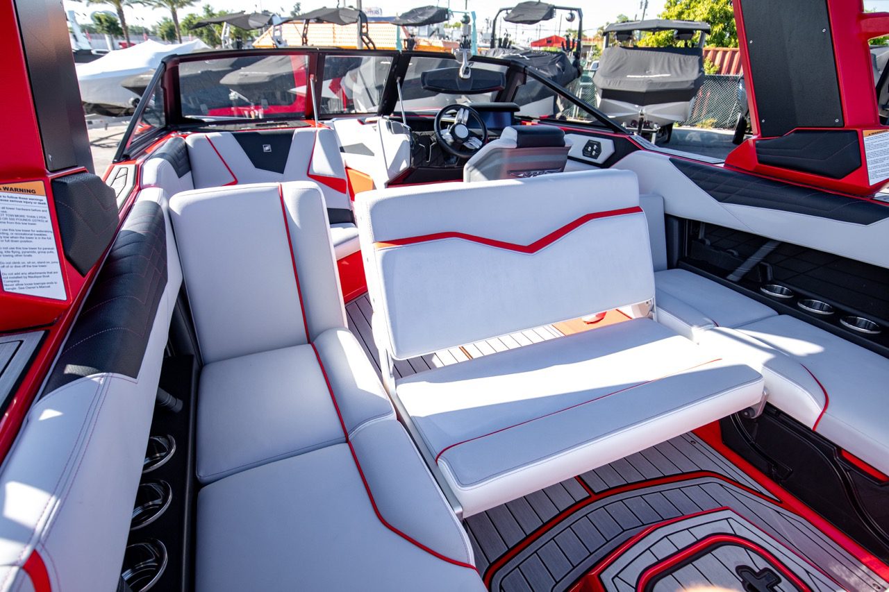 2022 Nautique S23