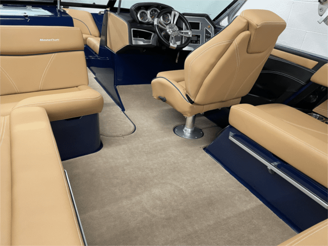 2018 MASTERCRAFT XT21 – ONLY 38 HOURS!