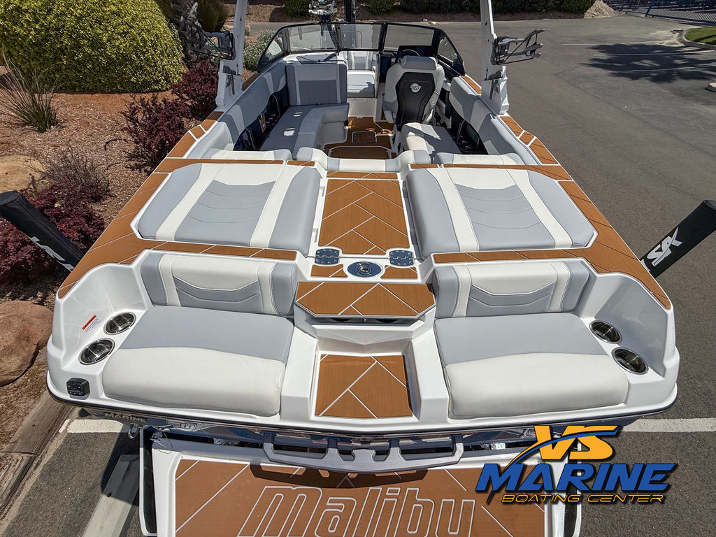 2025 Malibu Boats 23 LSV