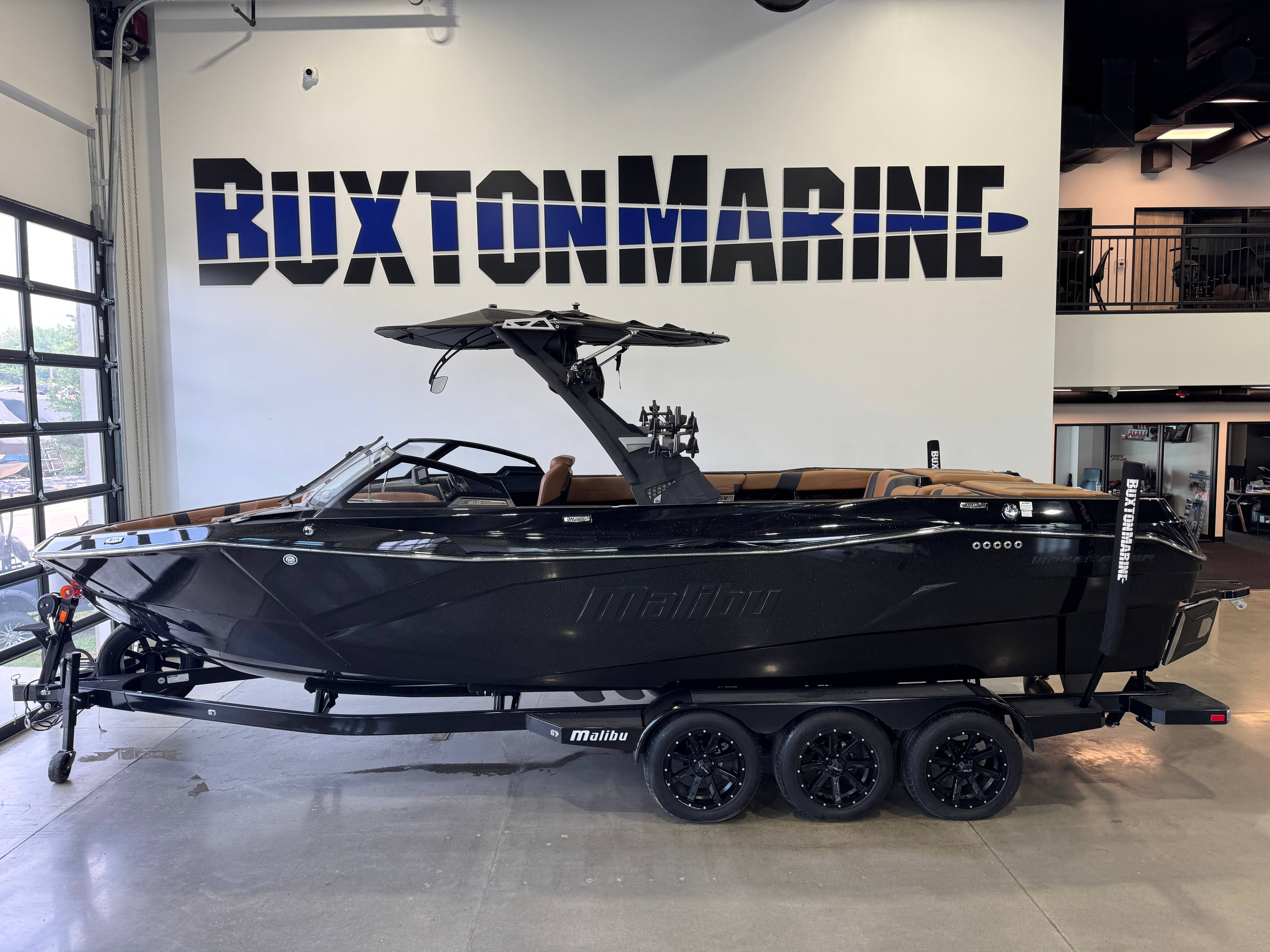 2023 Malibu Wakesetter 26 LSV