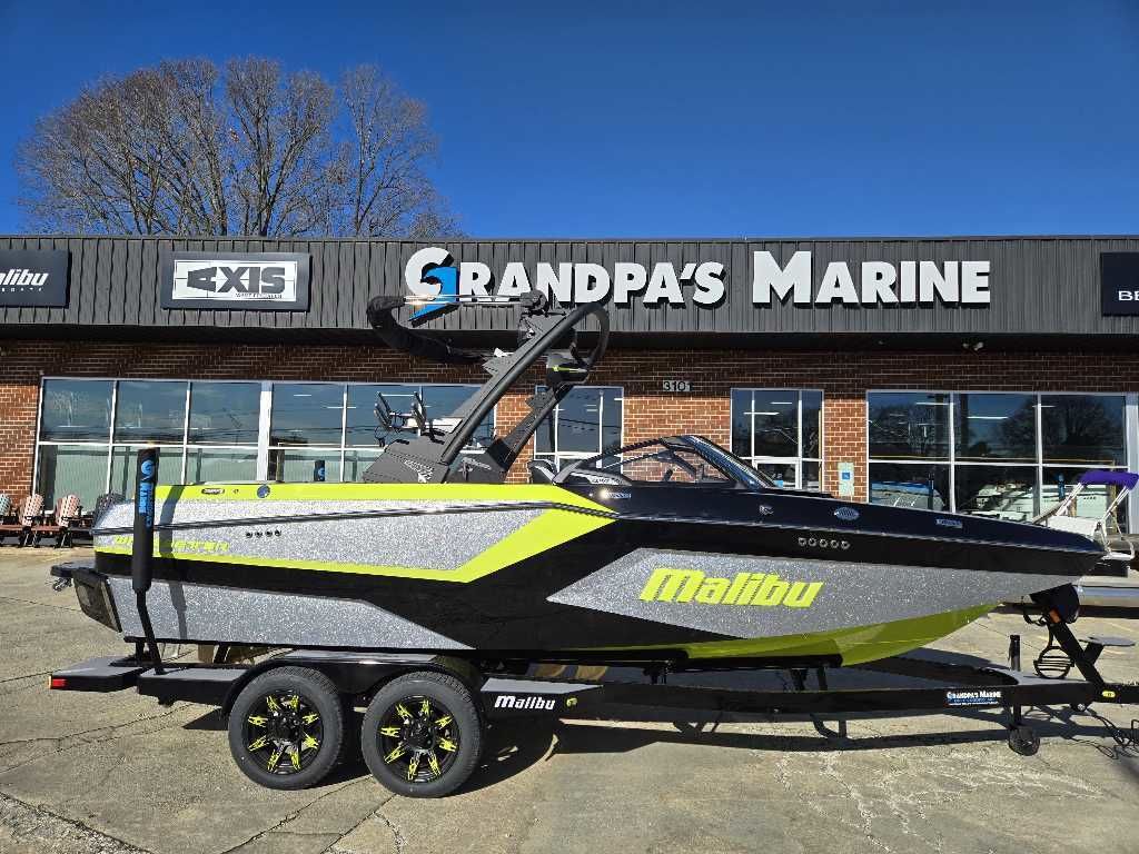 boat.Title
