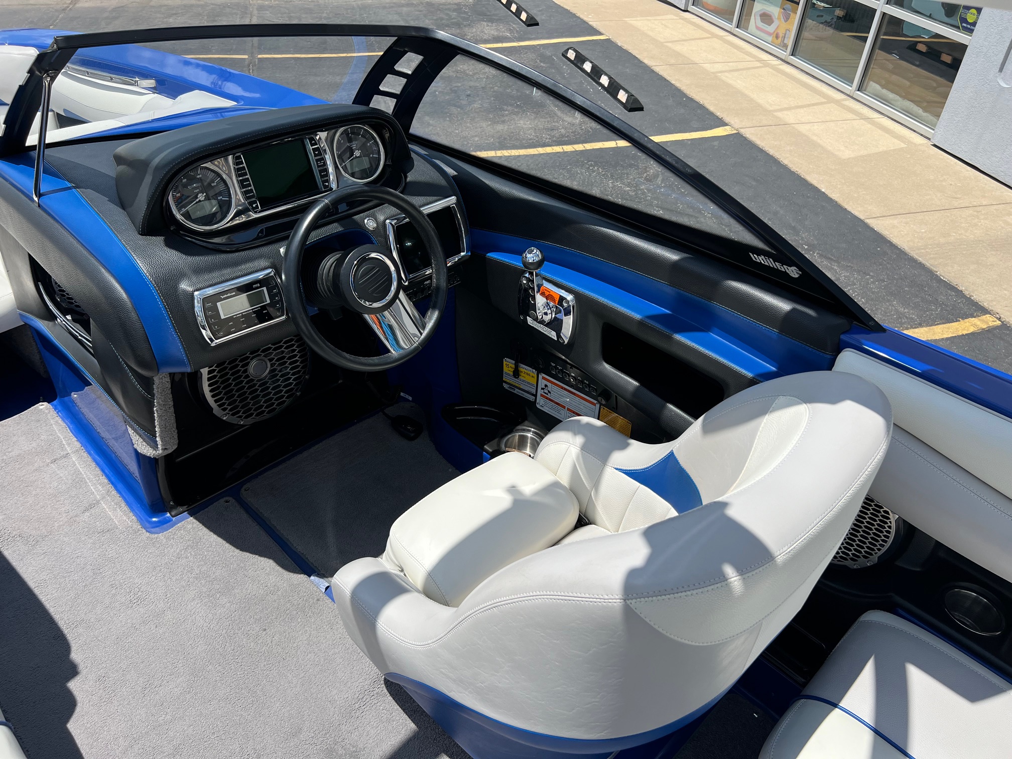 2012 MALIBU 22 MXZ WAKESETTER 