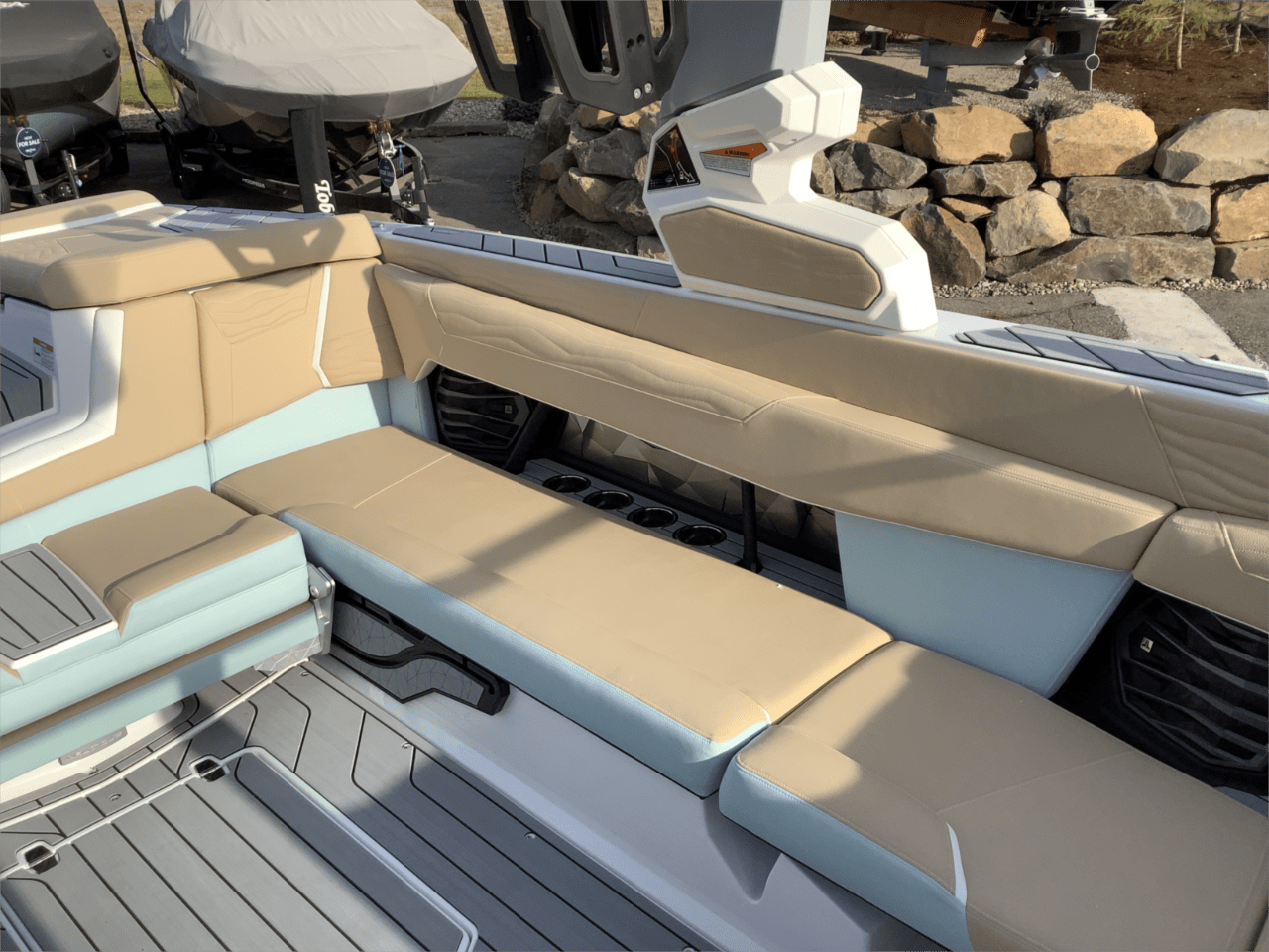 2025 Nautique G25