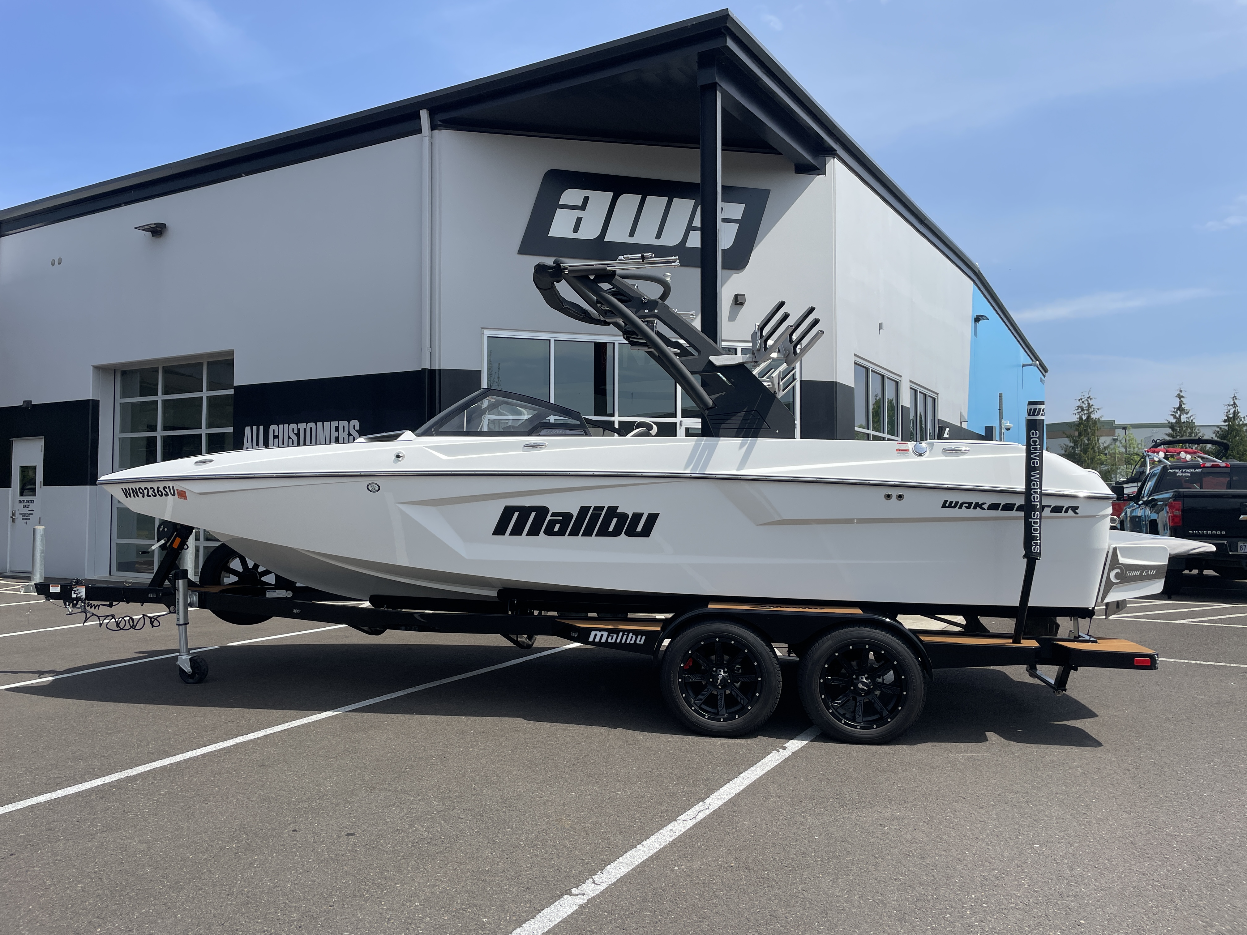 boat.Title