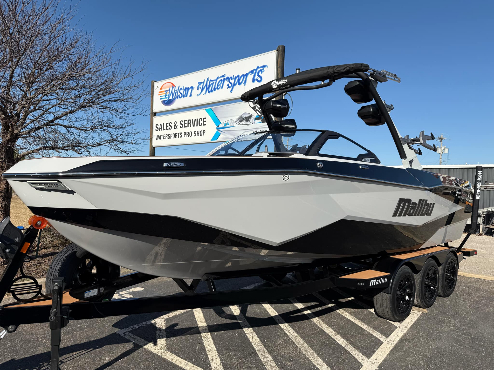 boat.Title