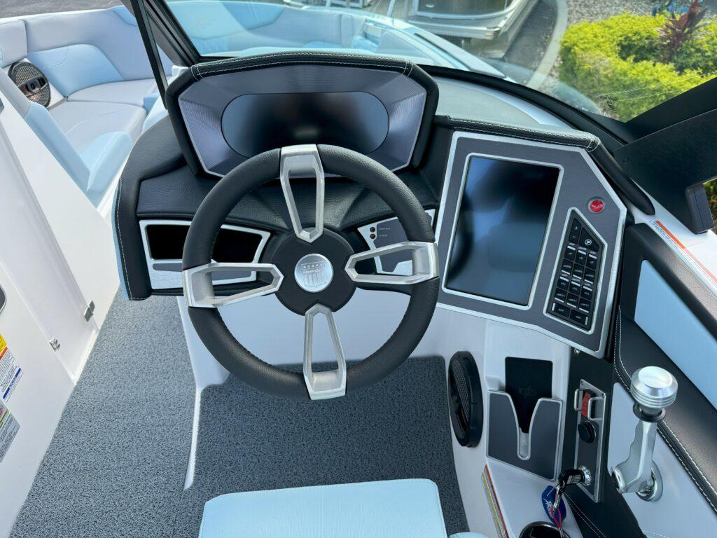 2024 MasterCraft XT24