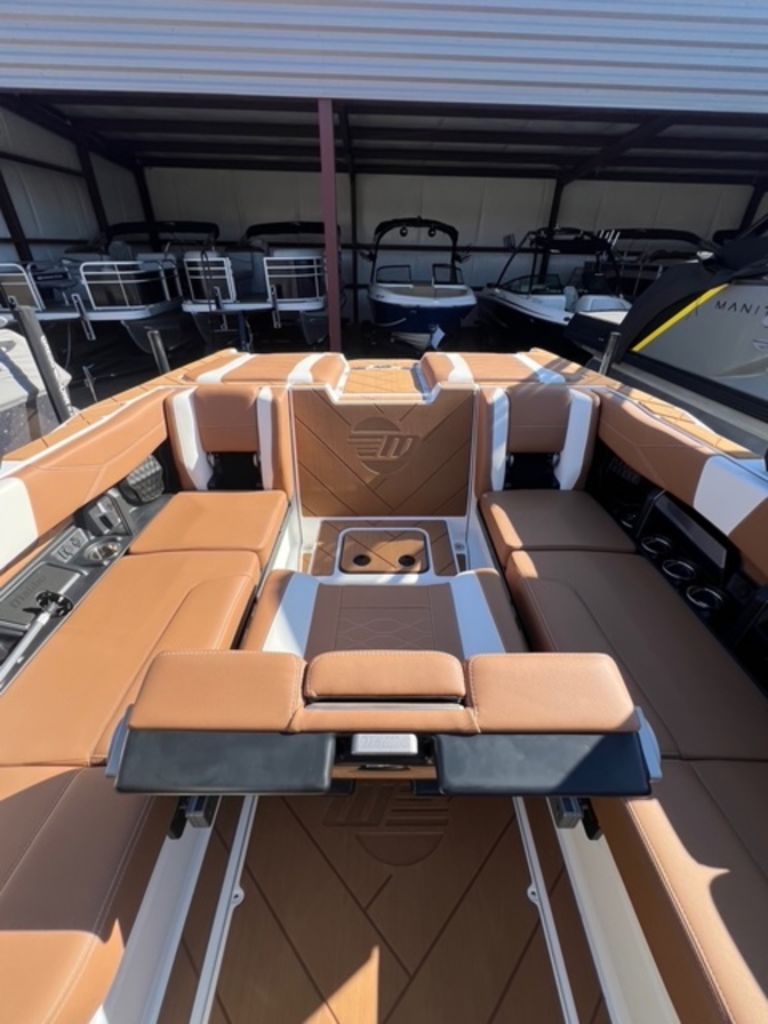 2025 Malibu Boats 23 LSV