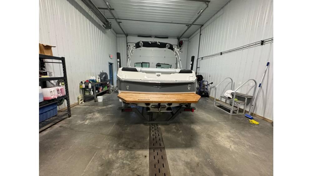 2015 MasterCraft NXT20 – Excellent Condition, Loaded with Upgrades