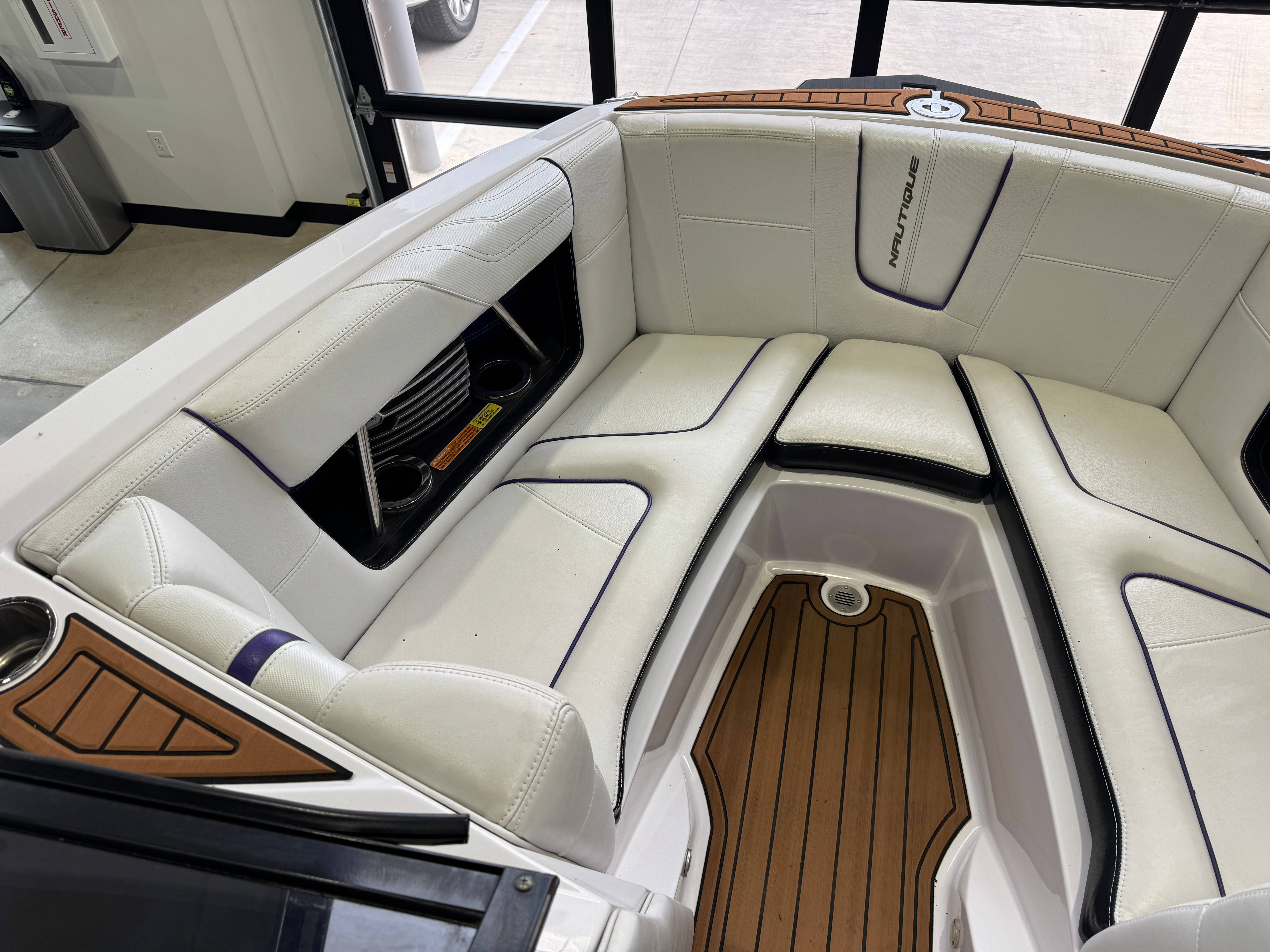 2014 Nautique Super Air Nautique G21
