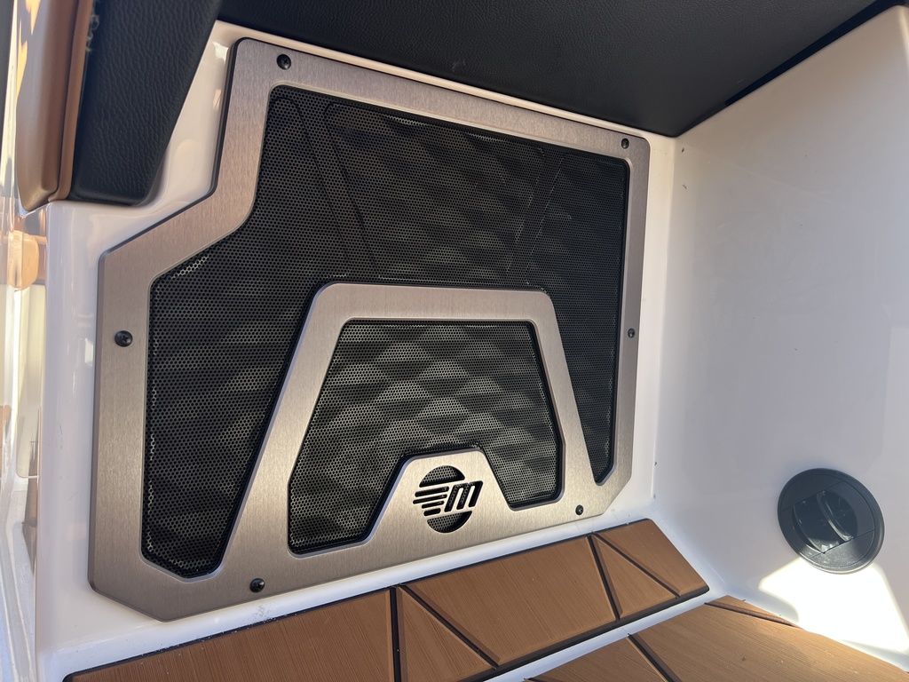 2025 Malibu Boats M230