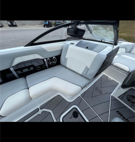 2019 MALIBU WAKESETTER 25 LSV