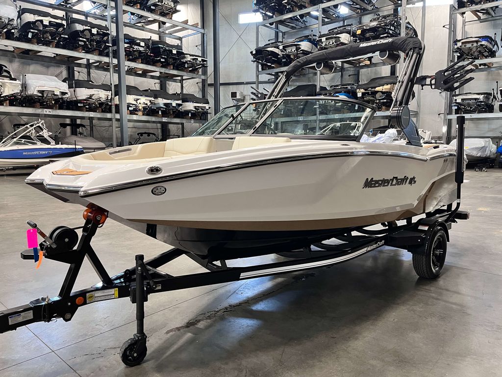 2025 MasterCraft NXT20
