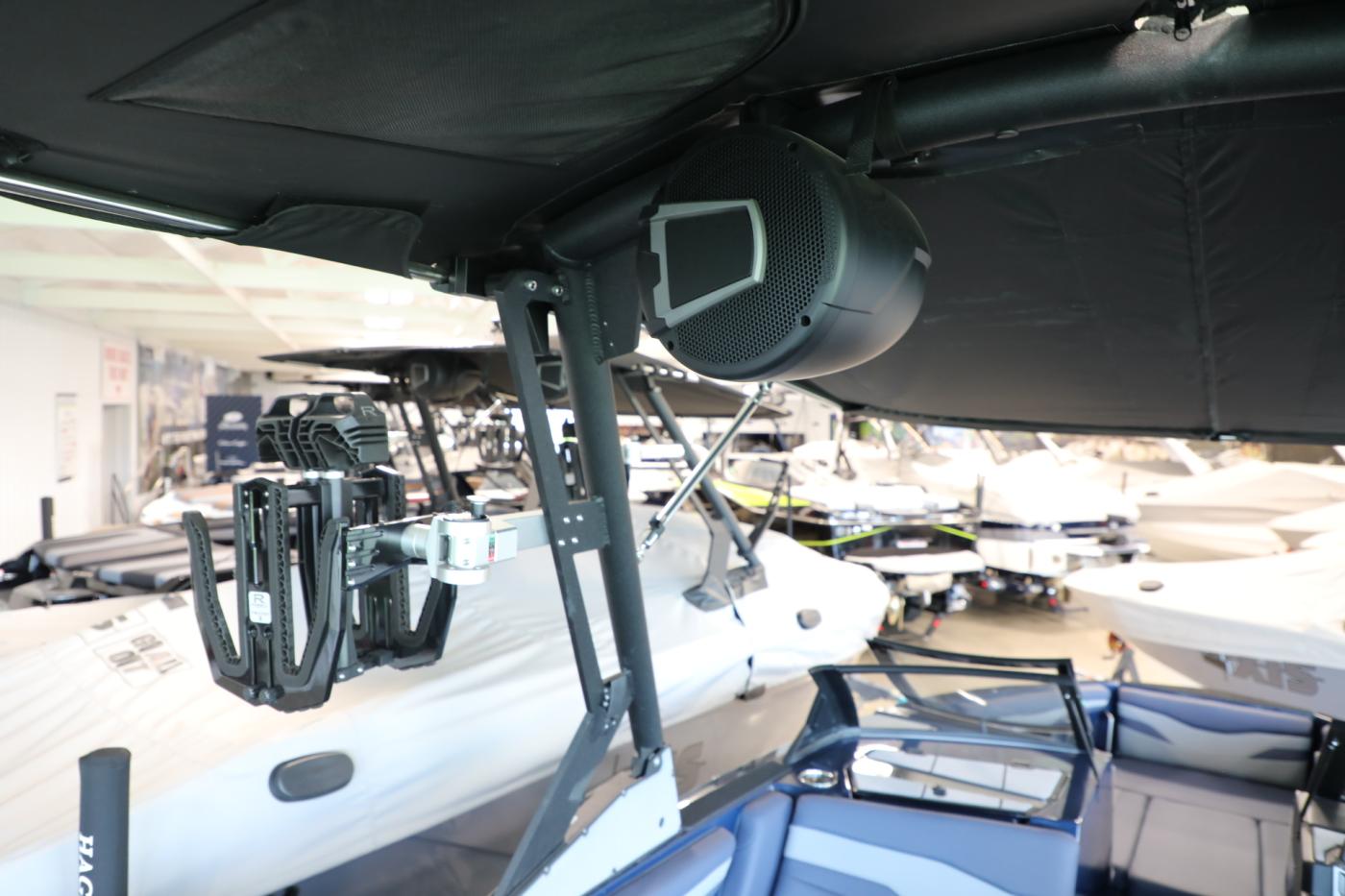 2024 axis T250