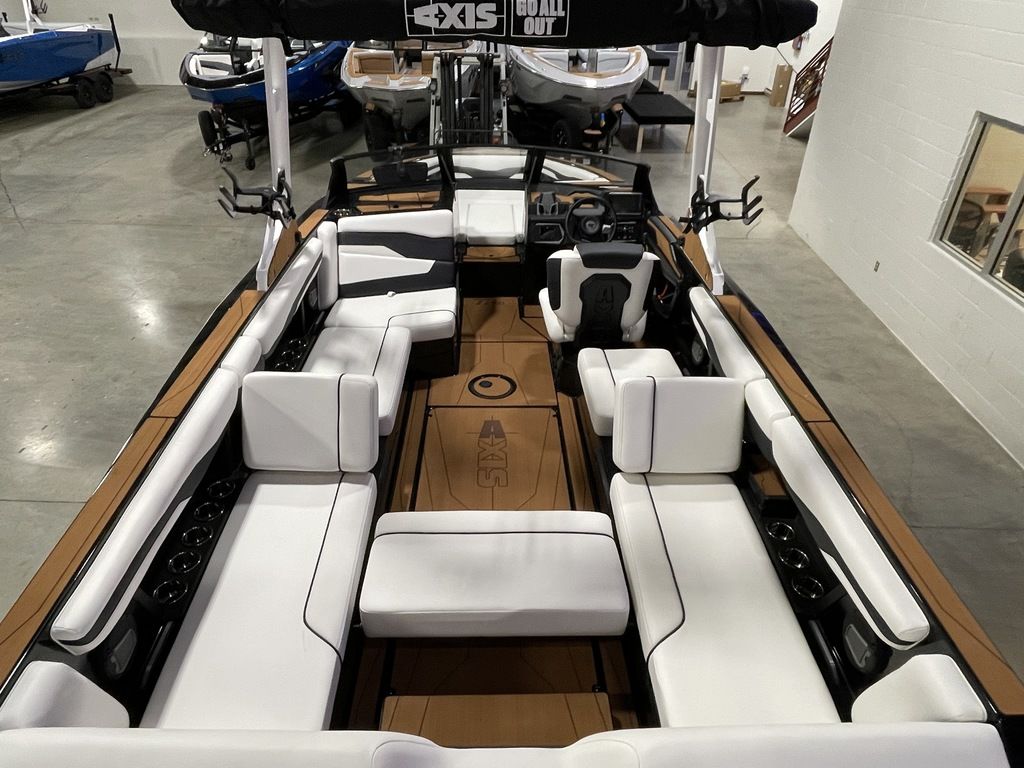2025 Axis Wake Research T250