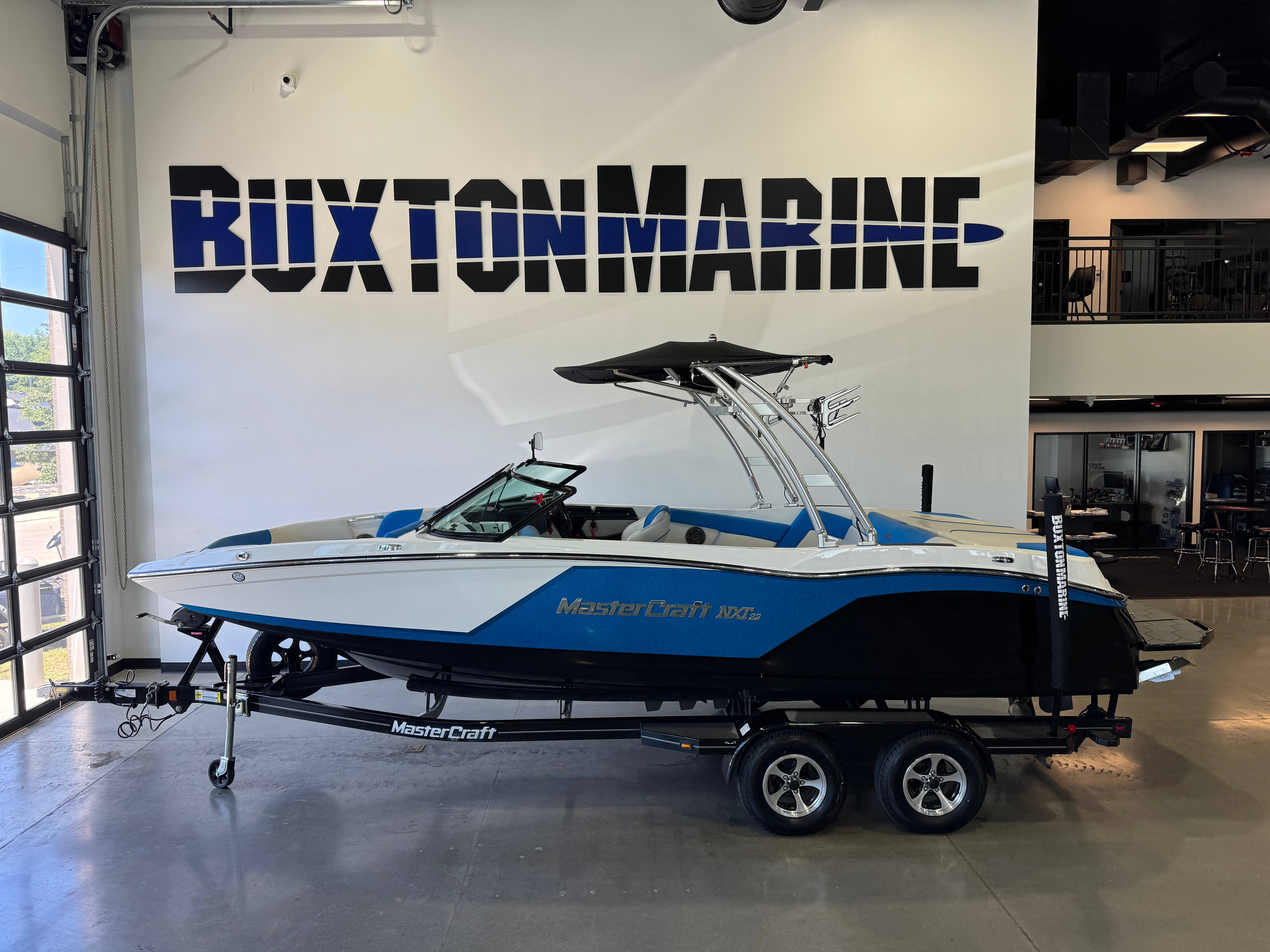 2017 MasterCraft NXT22