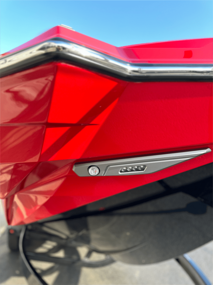 2025 Supra SE550