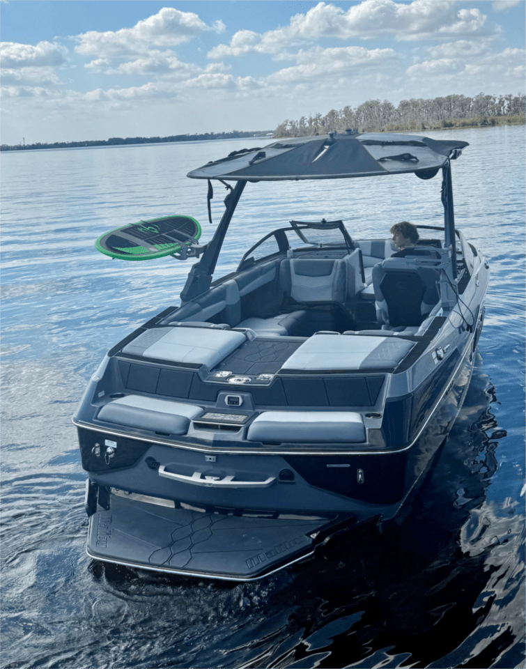 2022 MALIBU M220 – PERFECT CONDITION – FRESHWATER USE ONLY – LIKE NEW Icon