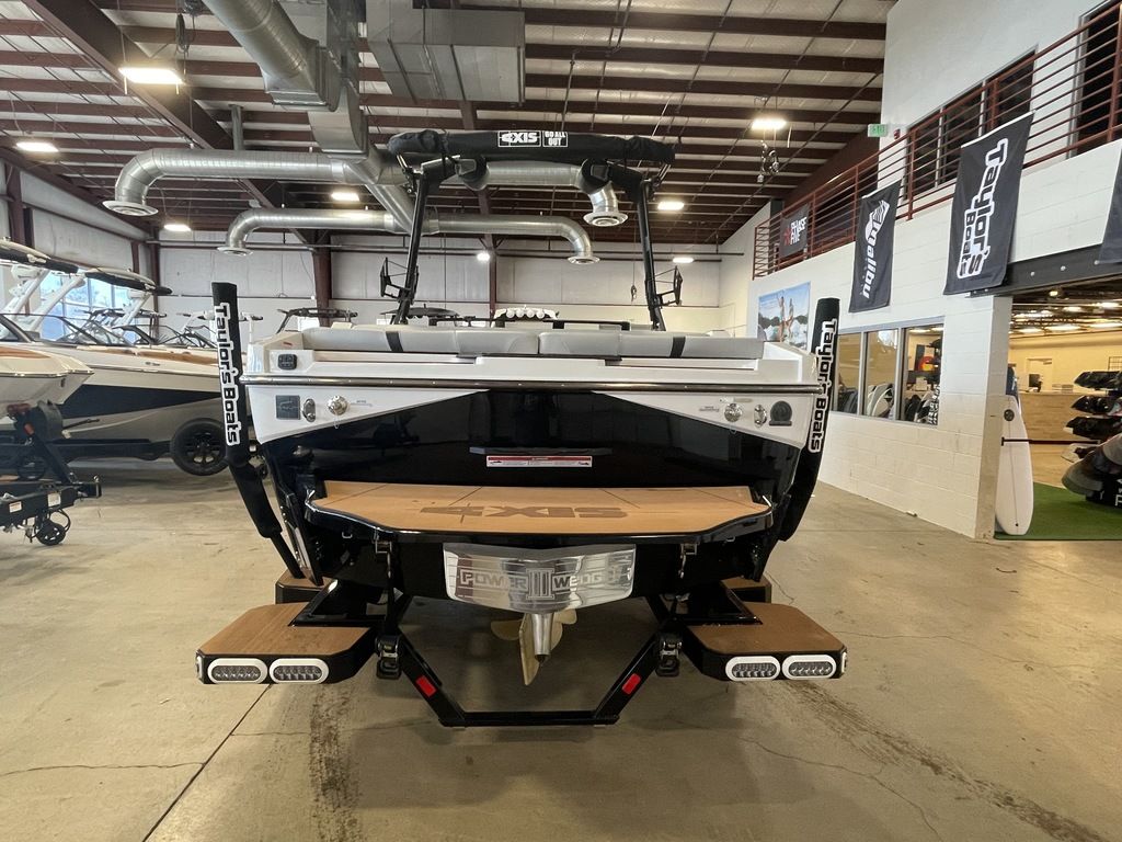 2025 Axis Wake Research T220