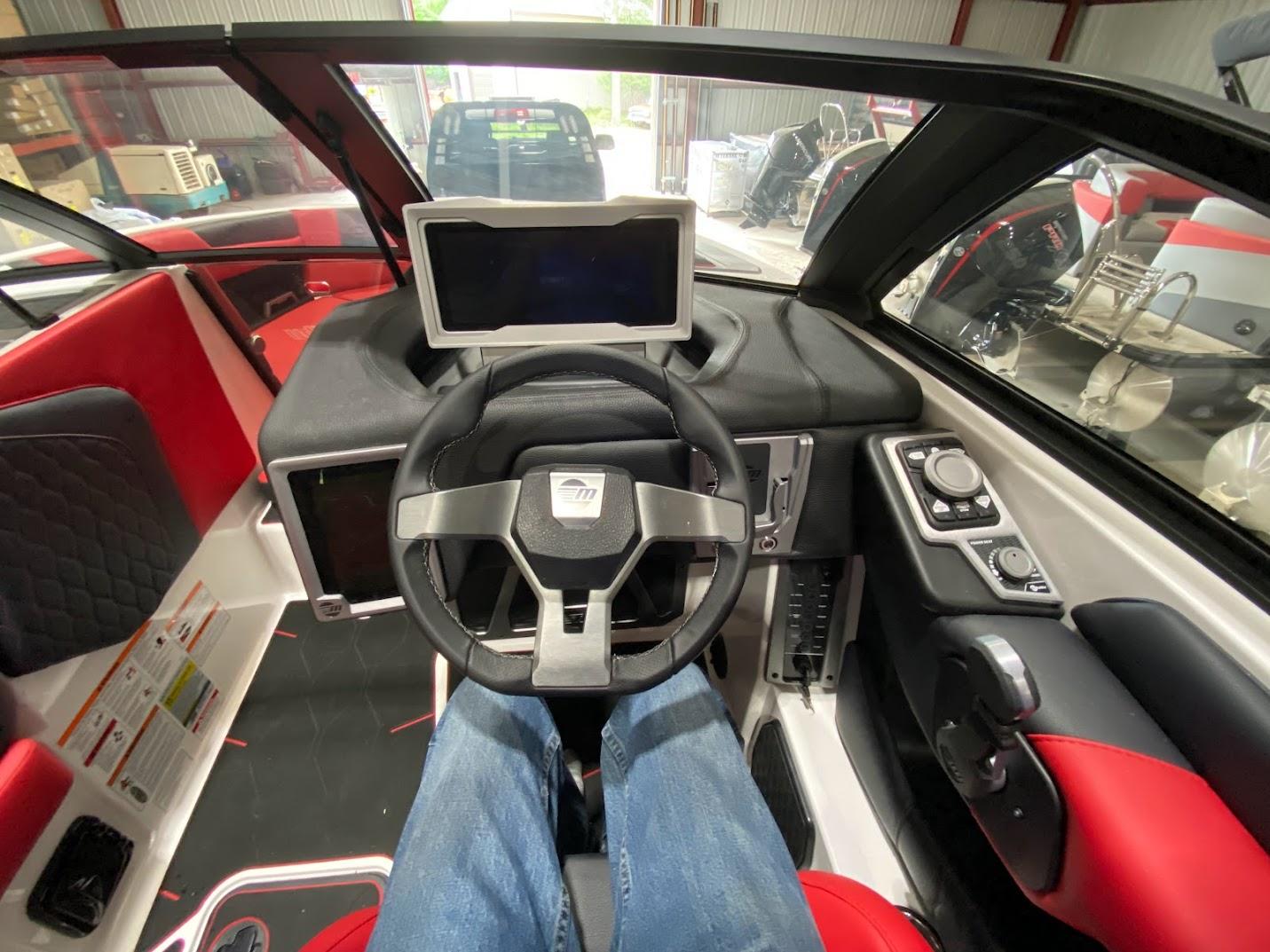 2023 MALIBU M220