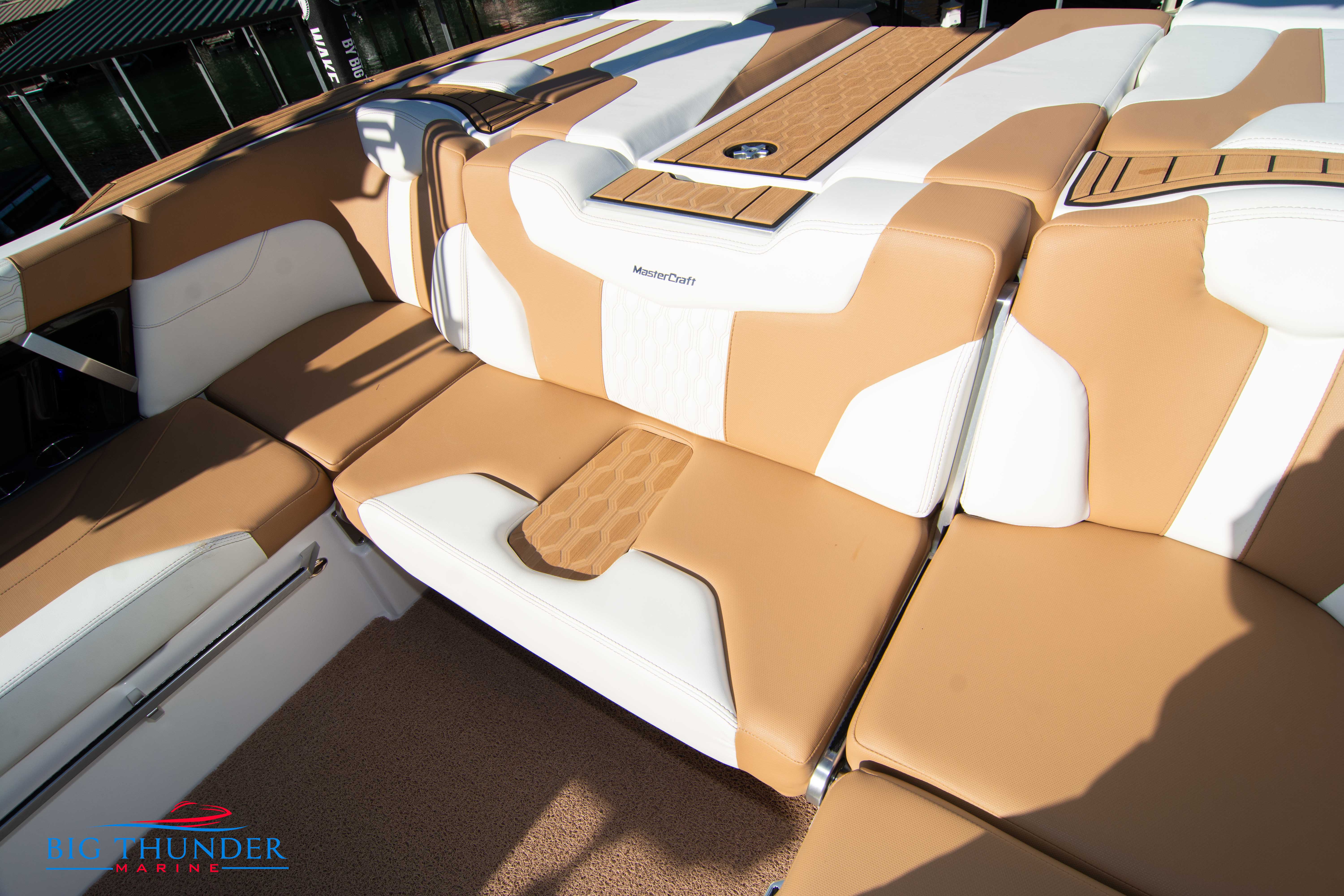 2023 Mastercraft XT24