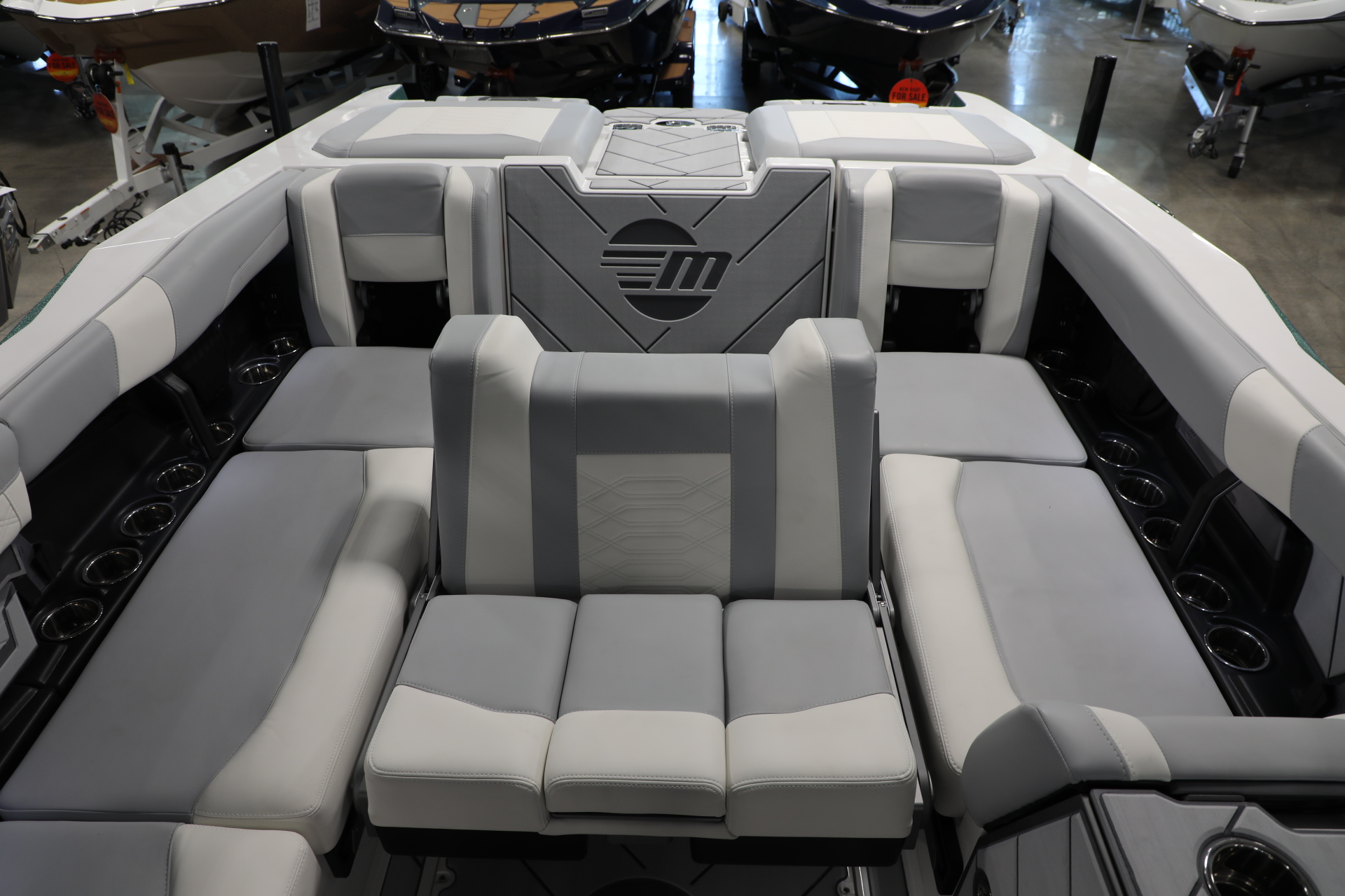 2024 Malibu 26LSV