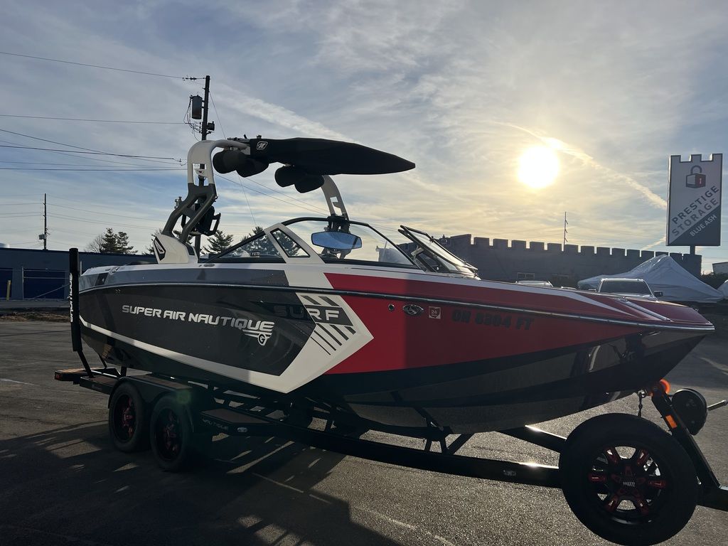 2018 Nautique G23