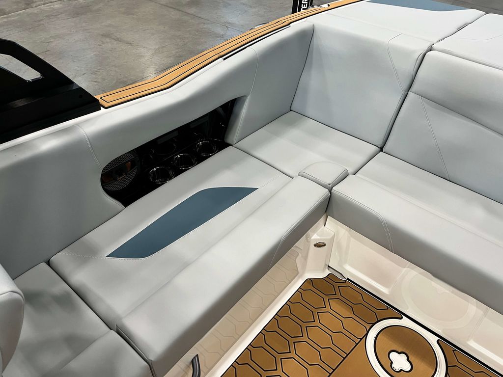2025 MasterCraft NXT22