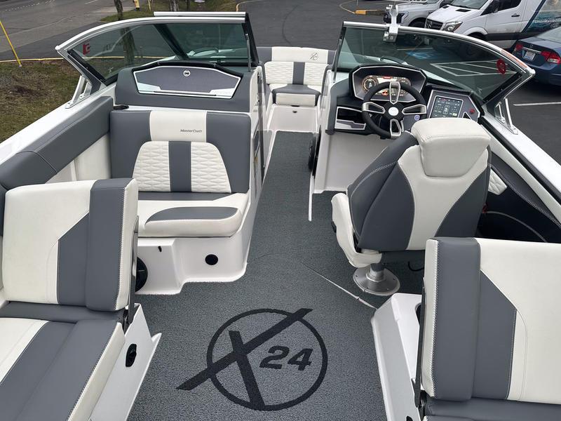 2020 MasterCraft X24
