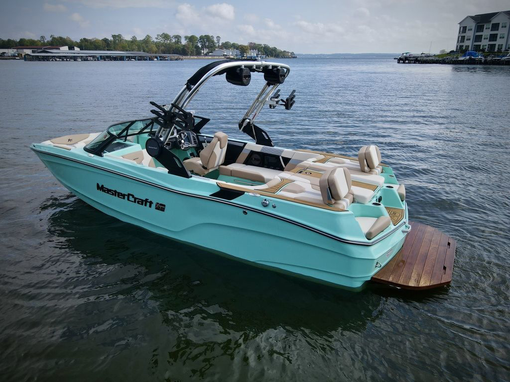 boat.Title