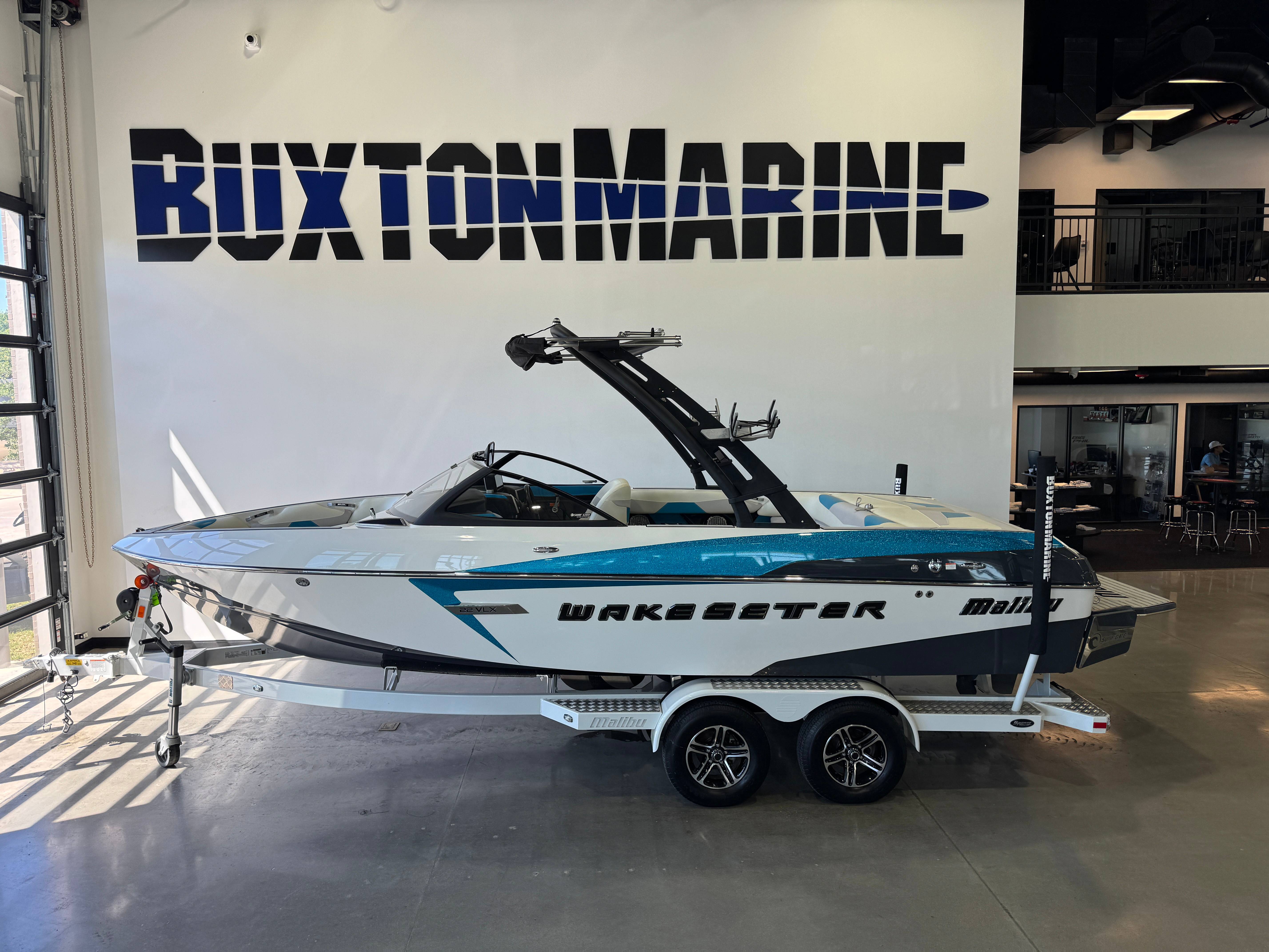 2015 Malibu 22 VLX