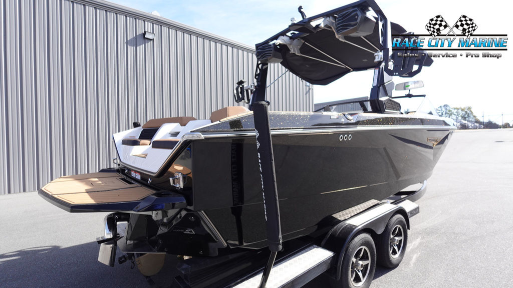 2025 Nautique S23
