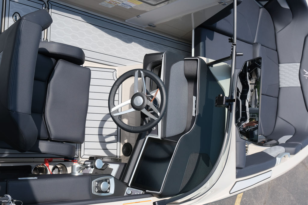 2025 MasterCraft XT24 Icon