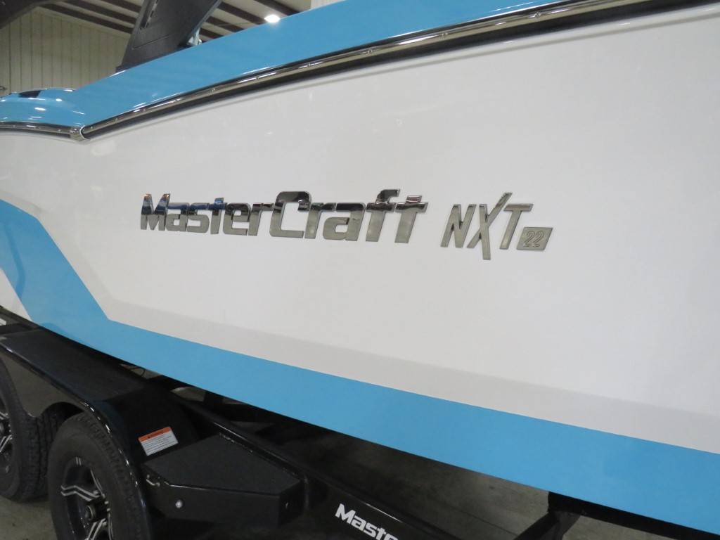boat.Title