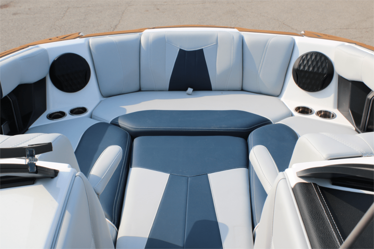 2023 Malibu 24 MXZ