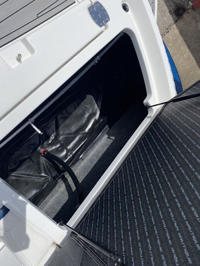 2018 Nautique G23